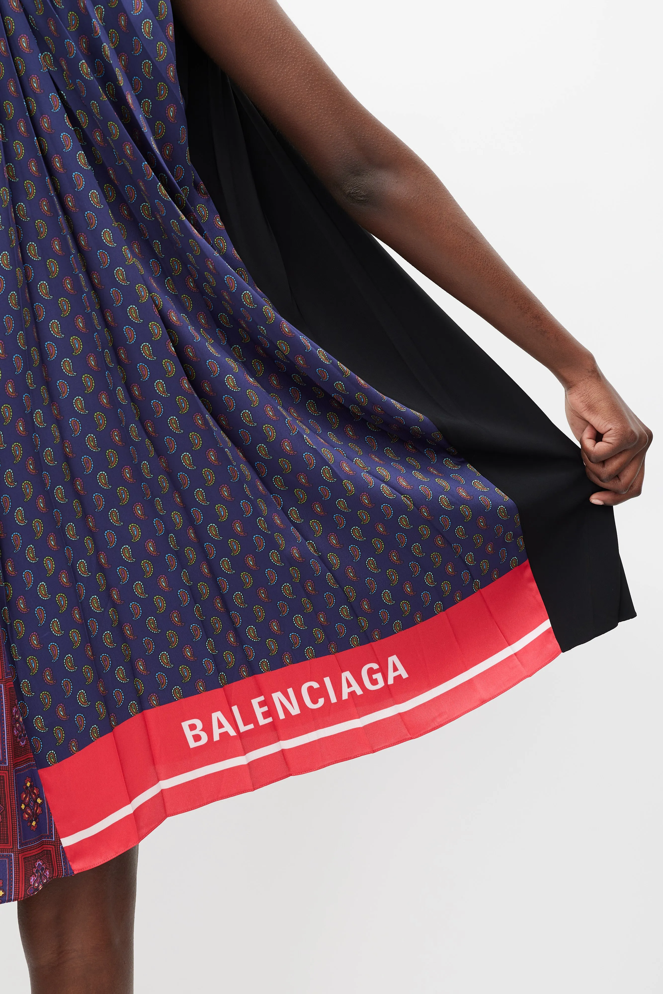 2019 Black & Multicolour Printed Asymmetric Pleated Dress