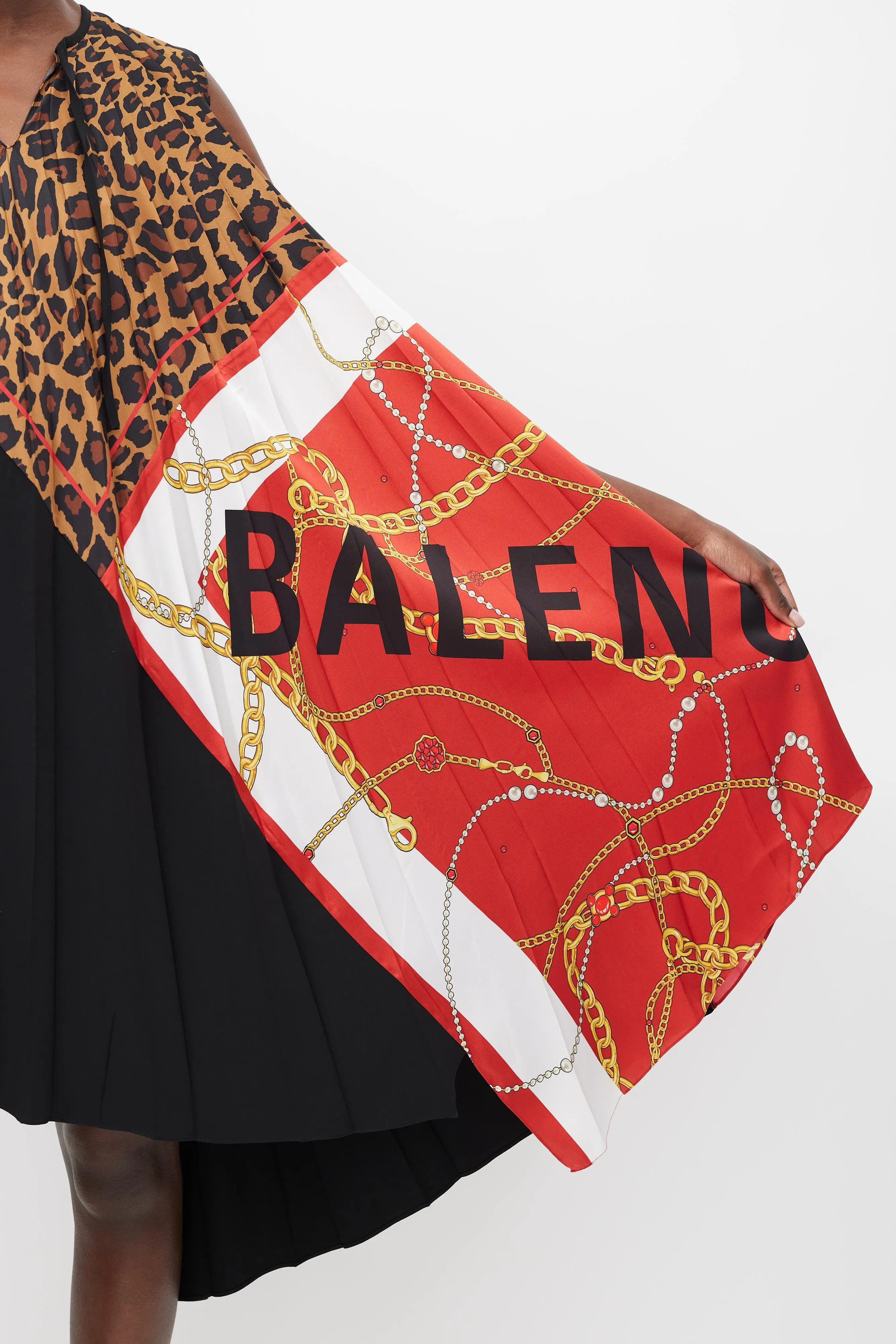 2019 Black & Multicolour Printed Asymmetric Pleated Dress