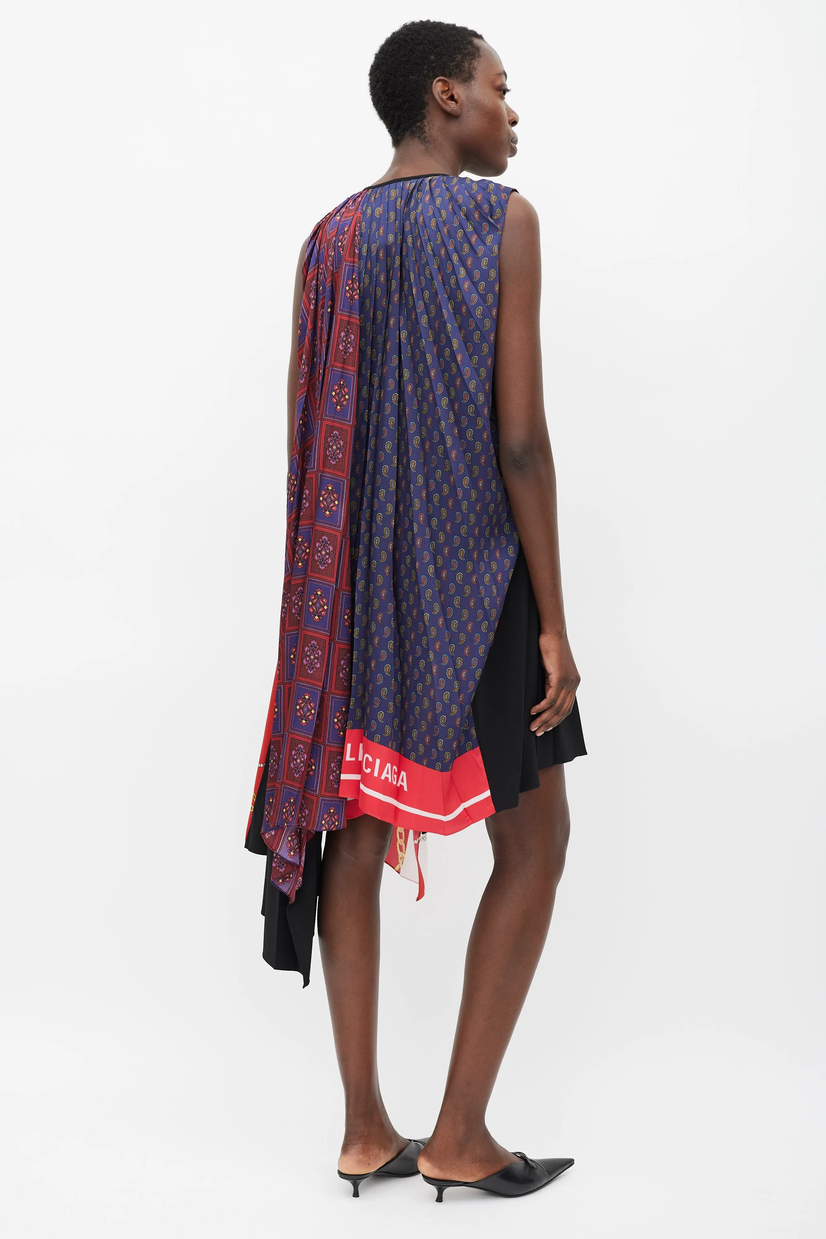 2019 Black & Multicolour Printed Asymmetric Pleated Dress