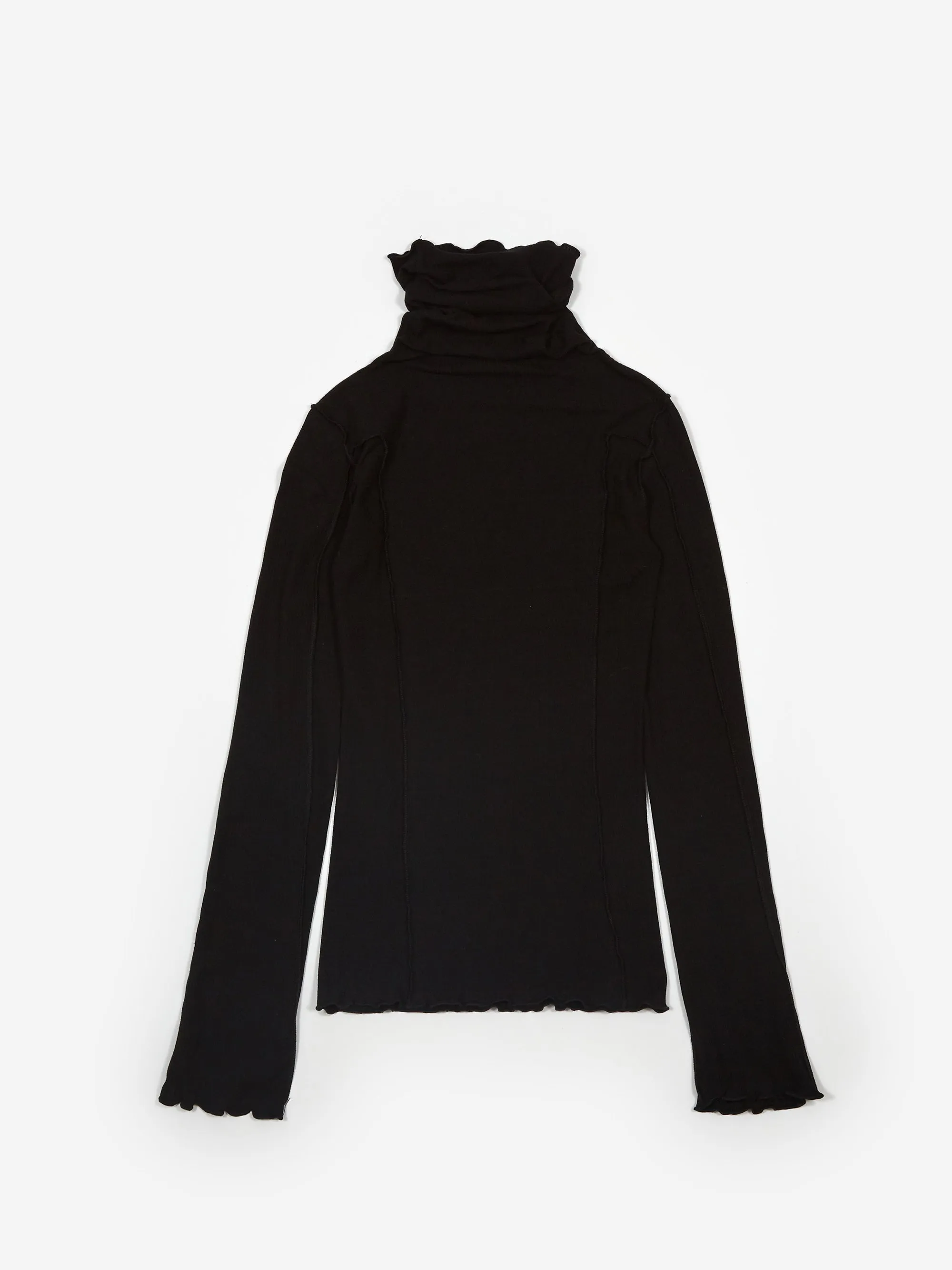 Baserange Omato Turtle Neck - Black