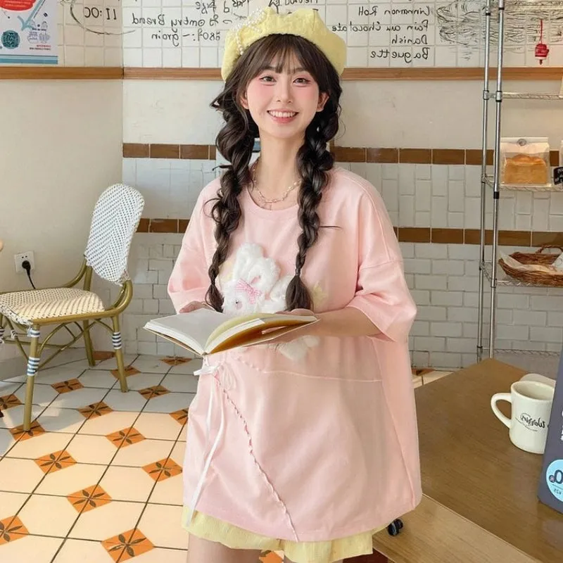 Cute Sweet Style Bunny Embroidered Short-Sleeved T-shirt
