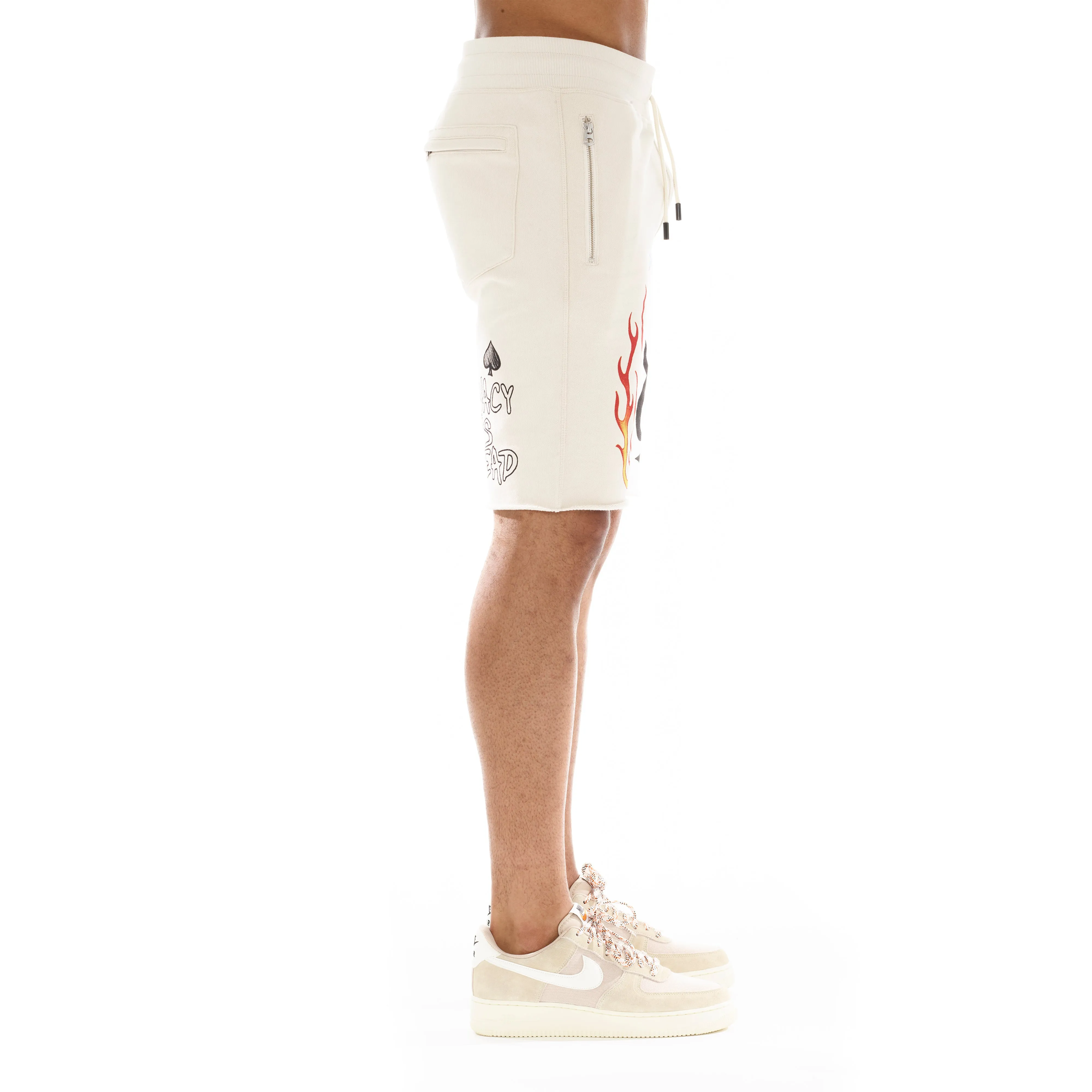 SWEATSHORTS IN WINTER WHITE GRAFFITI
