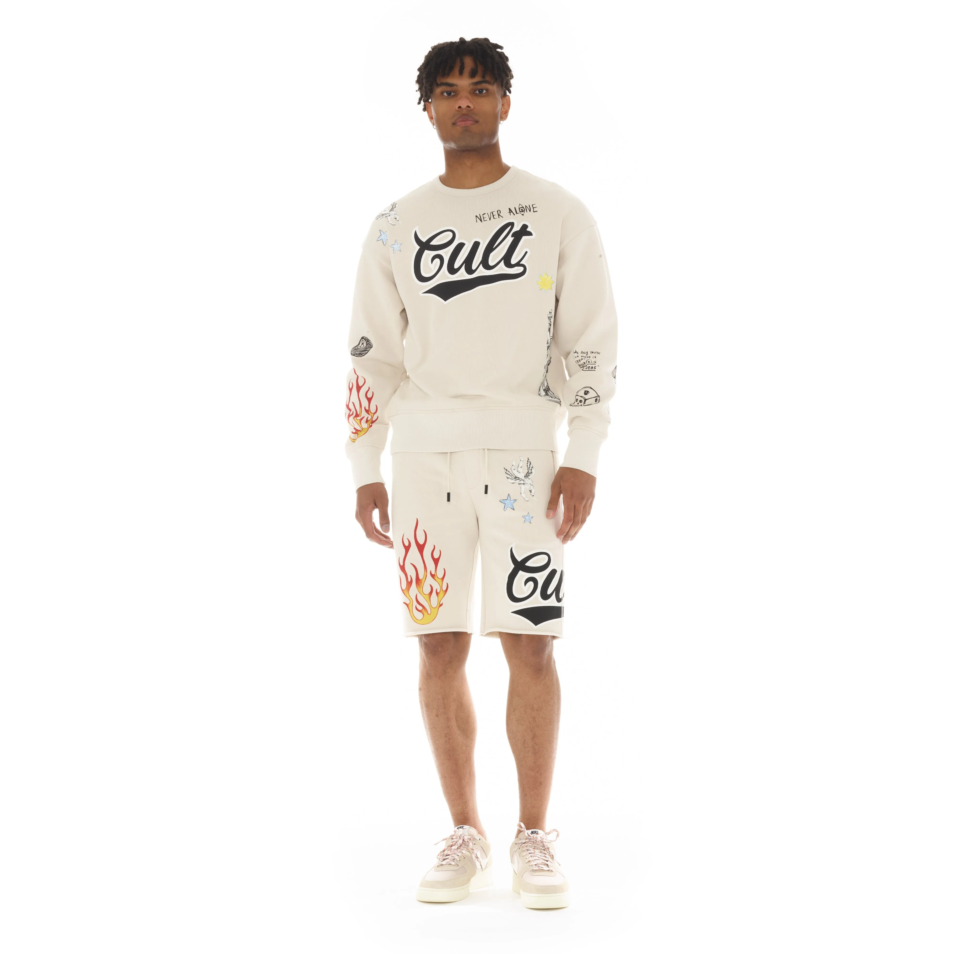 SWEATSHORTS IN WINTER WHITE GRAFFITI
