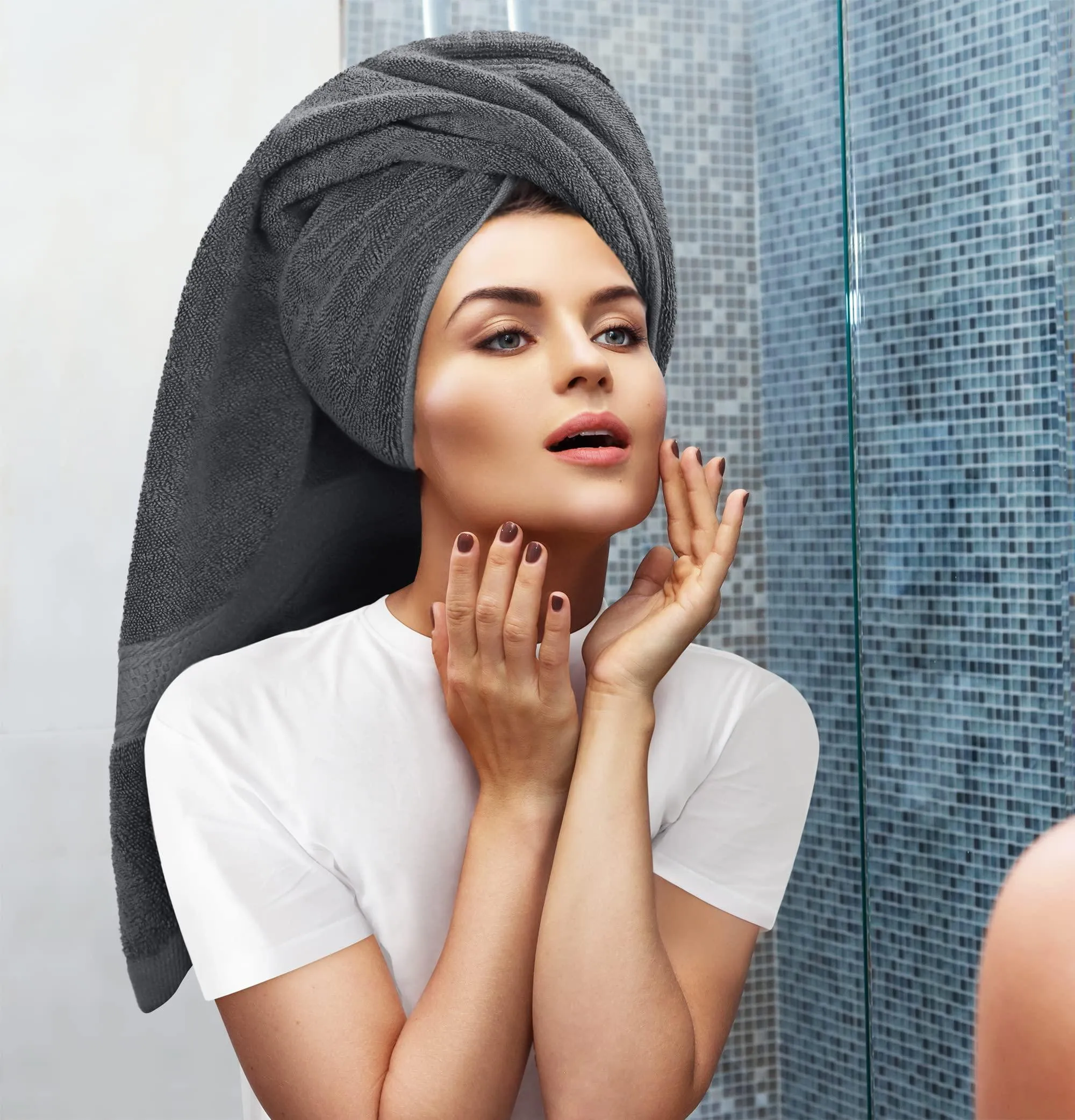 Utopia Towels 8-Piece Premium Towel Set.
