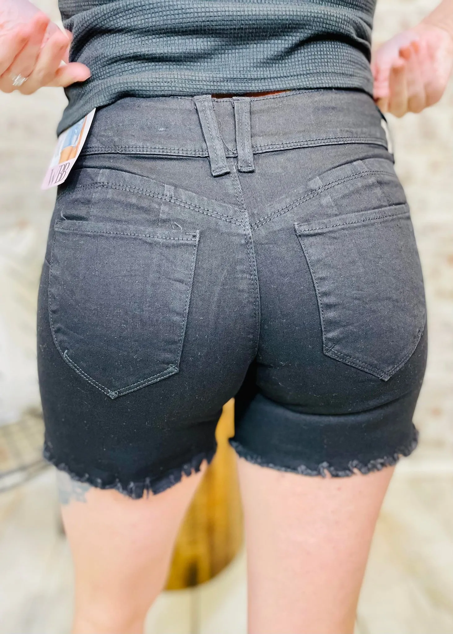 WannaBettaButt 2-Button Mid-Rise Shorts in Black